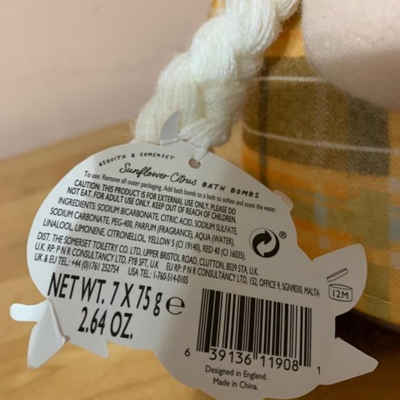 Asquith and Somerset Gnome filled with  sunflower citrus bath bombs - Picture 7 of 7